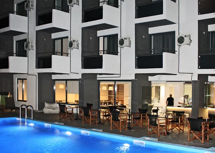 Amphitryon Boutique Hotel